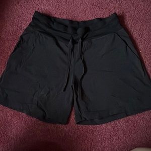 Medium black shorts